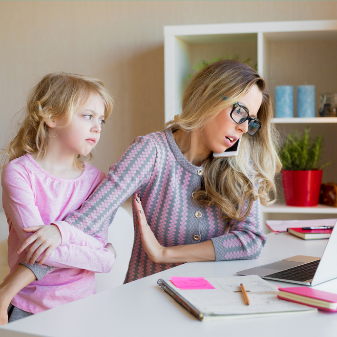5 Ways To Keep Your Kids Occupied When You’re Super Busy